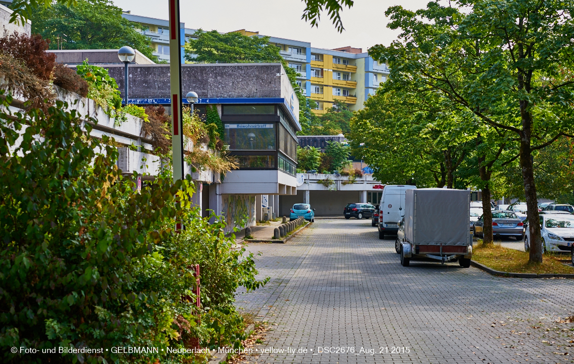 21.08.2015 - die Abrissbaustelle Quiddezentrum in Neuperlach